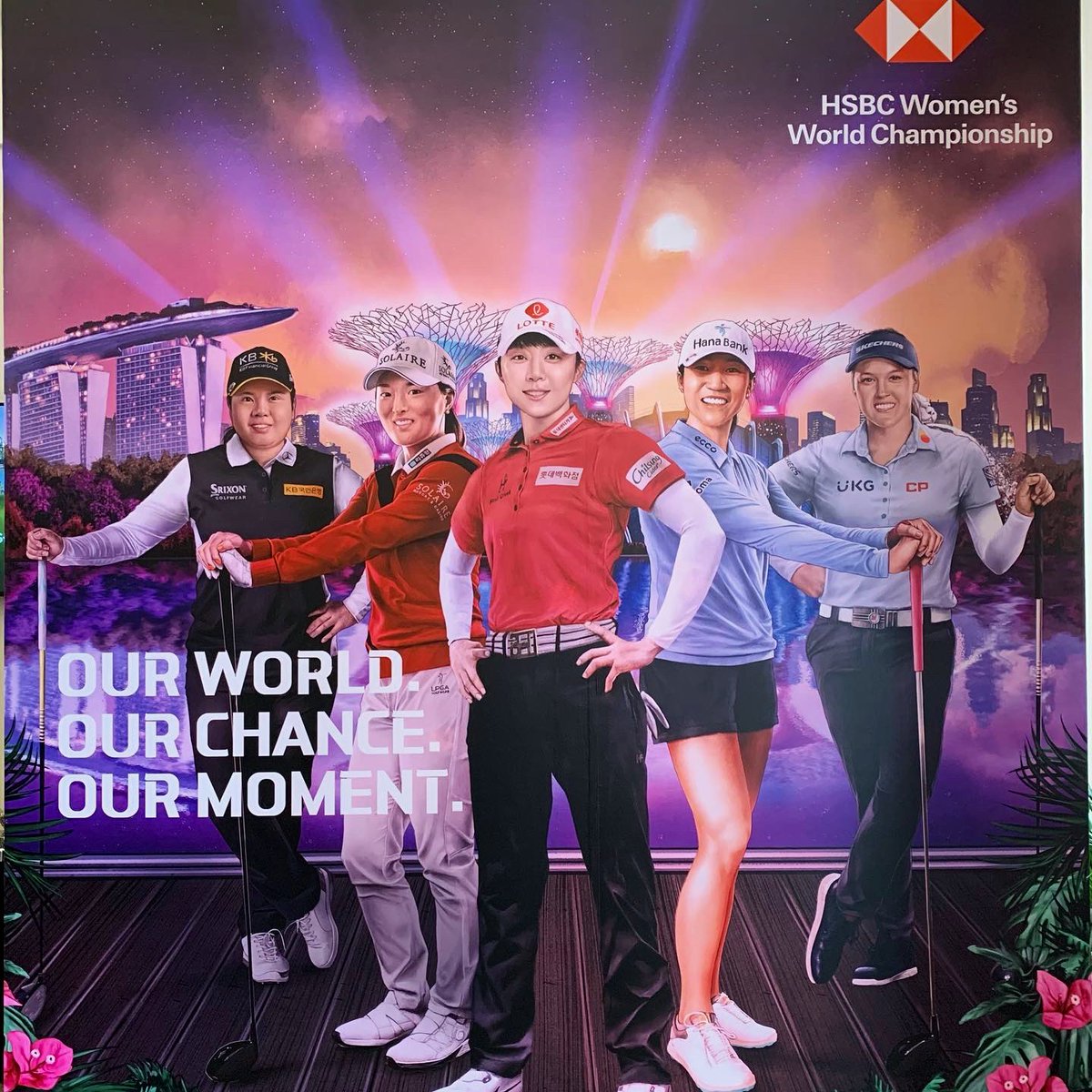 BrookeHenderson's tweet photo. Singapore! 🇸🇬 Thanks for a fun week @HWWCGolf! Happy with a T-6 finish! #Top10 https://t.co/HBJts5pNDx