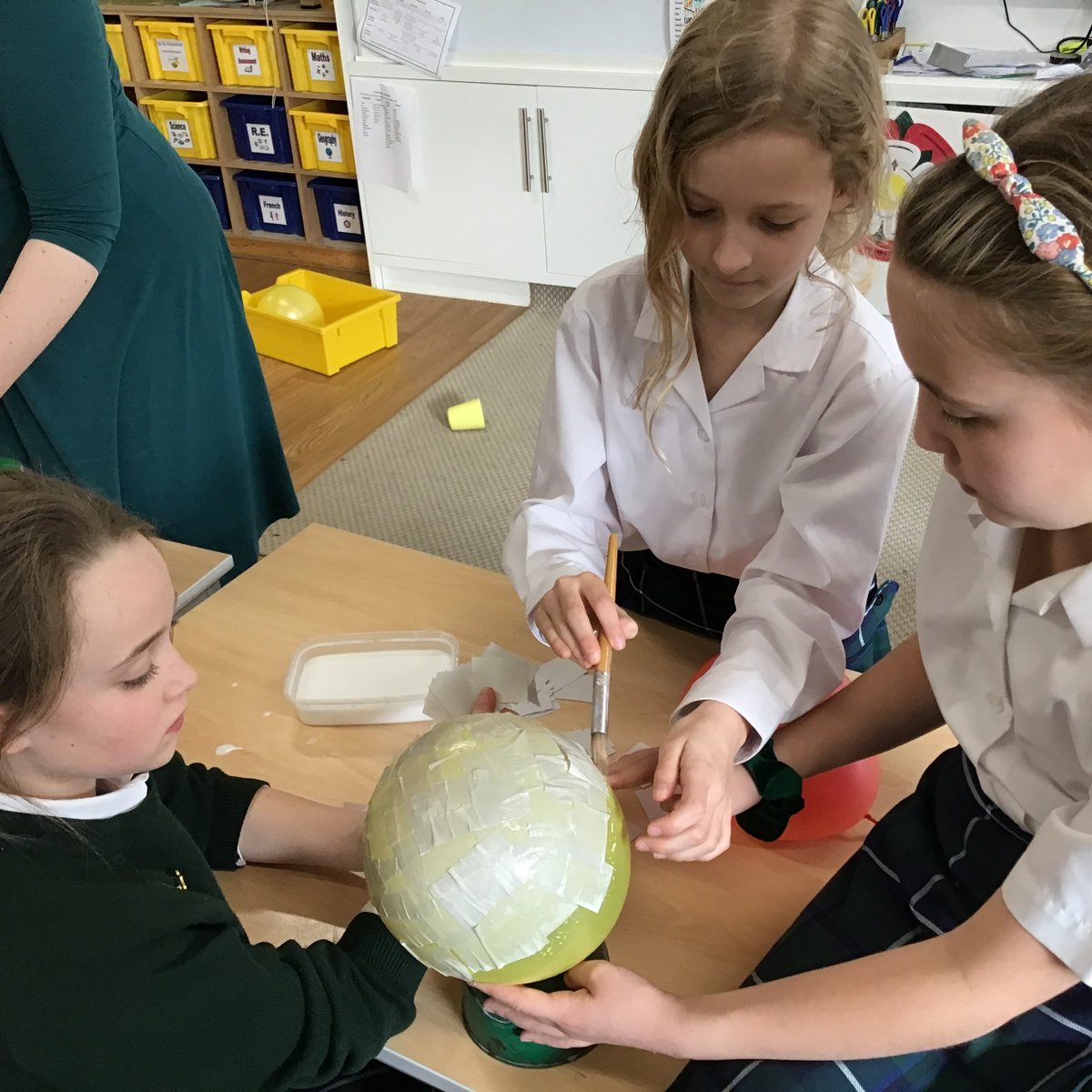 KESPreparatory's tweet photo. #StroudSTEAM Year 4 has been making moon structures out of papier-mâché. #StroudICT #stroudengineering #StroudCollaboration https://t.co/jHn8tzhZzB