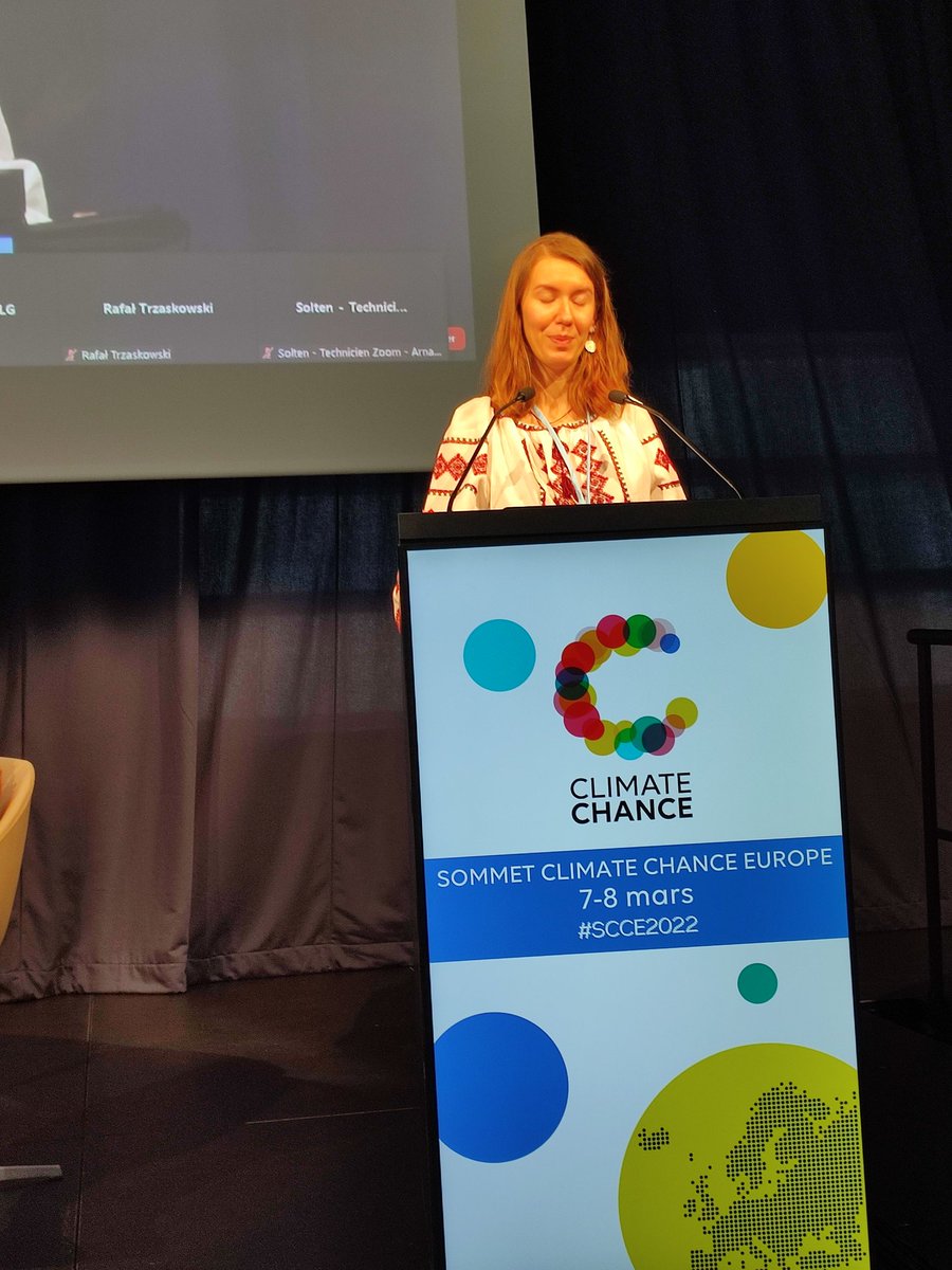 "On a été prévenu depuis longtemps des dangers du réchauffement climatique. Faisons-nous assez pour prévenir les dangers?
Élus locaux réunis à Nantes à l'occasion du #SCCE2022 condamnons les déploiements des forces russes, et montrons notre soutien au peuple ukrainien". 🇺🇦