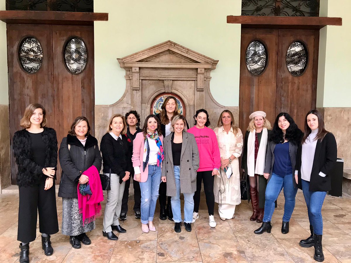 Desde #MediterréneaGastrónoma ha sido un placer participar activamente en la iniciativa de #AuladeGastromomia de la <a href="/UV_EG/">Universitat València</a> 😊 y poder compartir escenario con grandes profesionales del mundo de la gastronomía y el periodismo.