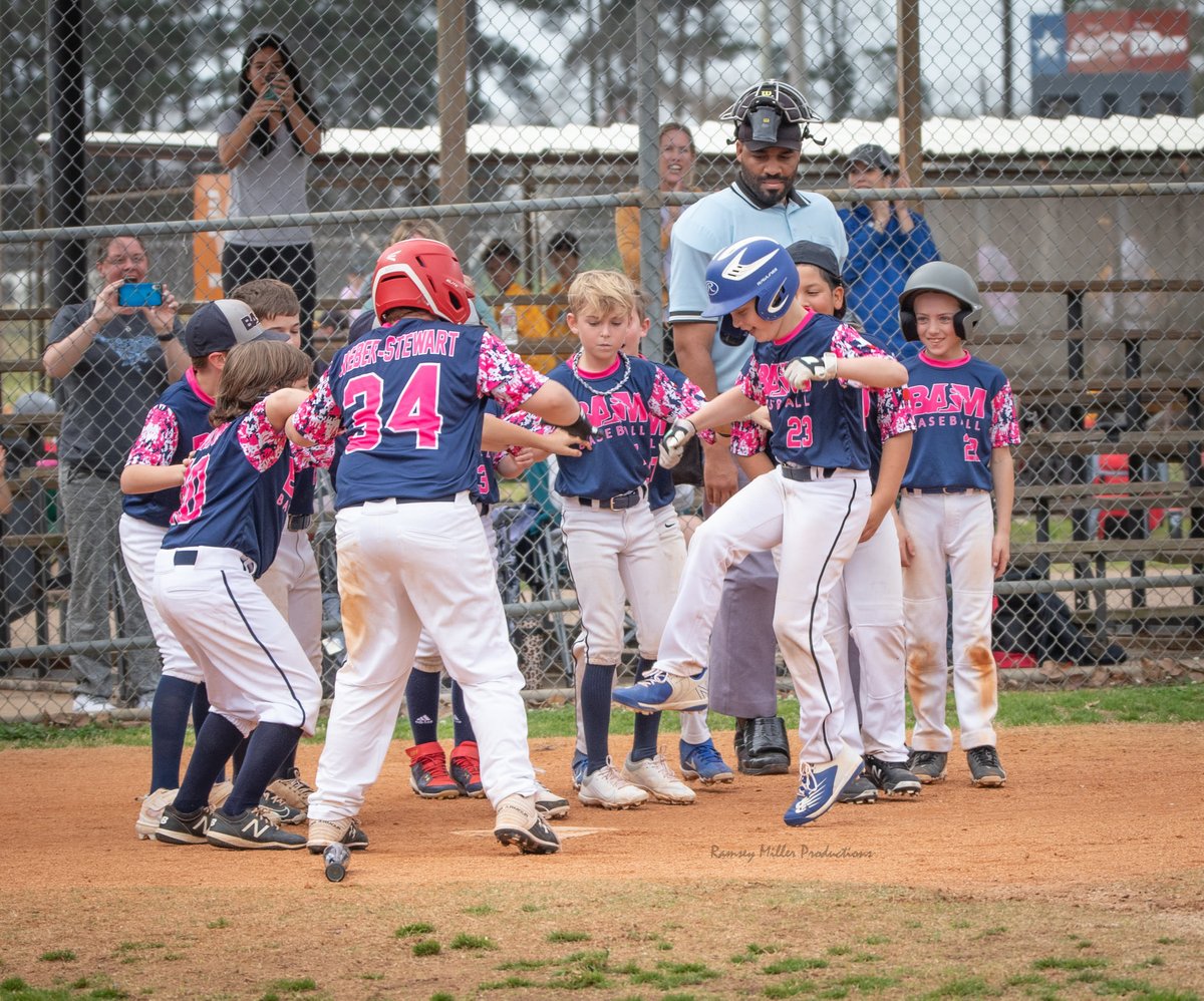 MarshallOdom's tweet photo. Kyle Odom's first HR of the season captured by team photographer Ramsey. Just look at the reactions in the background and the celebration. The team was amp'd up to say the least. #BAMbaseball https://t.co/sCMaD3XTgq