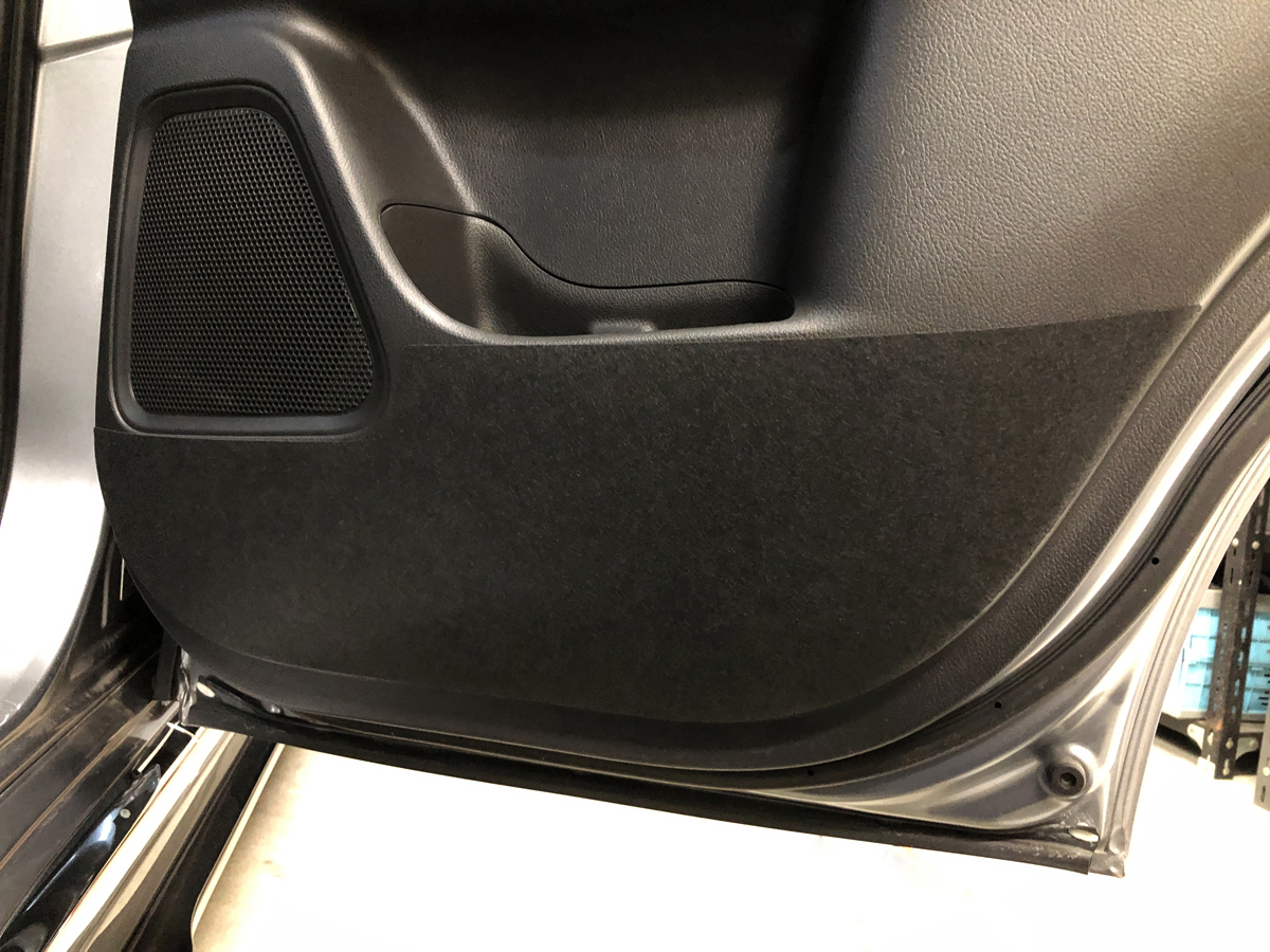 CarbonHasepro's tweet photo. HASEPRO 公式パーツレビュー 三菱アウトランダー PHEV GG2W に【 マジカルアートフェルトシート キックガード！ 】 をアップしましたので、よろしければ御覧ください！
パーツレビュー：https://t.co/PKq5gIKVht

#HASEPRO #新商品 #マジカルアートフェルトシート #キックガード #純国産 #GG2W #GG３W https://t.co/RkbKc3KDxf