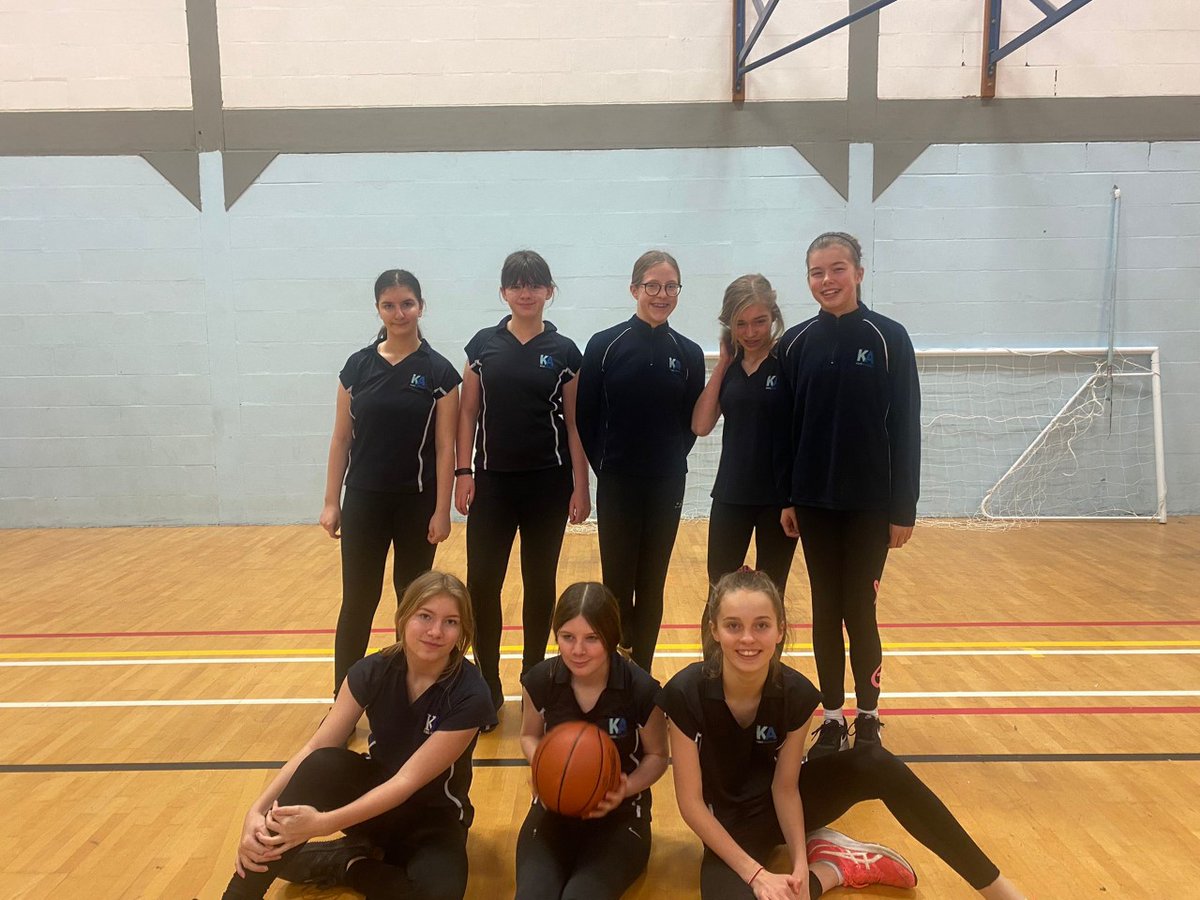 KingAlfredsPE's tweet photo. A great away fixture at Cherwell @CherwellPE for the U13 girls basketball .  Well done to all the girls involved #curiosity #respect https://t.co/eJV46nDsyo