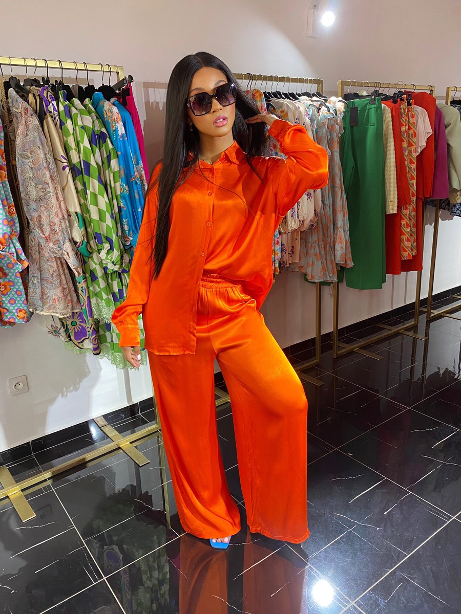 Cette couleur 🧡🧡
GASHA set du 36 au 42
Shoppez le via le lien wa.me/message/H5RDAL…