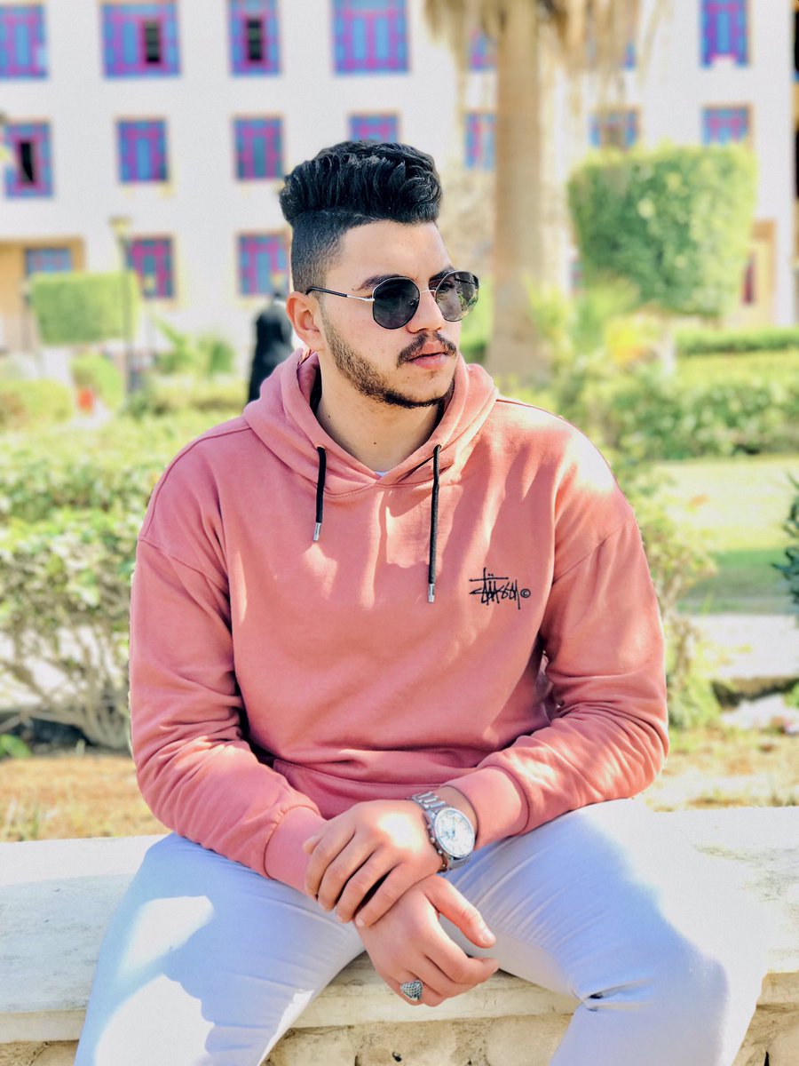 Elbagory999's tweet photo. سايق الالماني🥵👷🏻‍♂️ https://t.co/hx2ORQVKvF