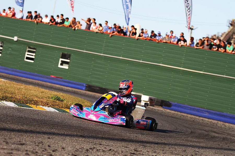 eKartingNews's tweet photo. . @rolison_pg driver @ryannorberg48 doubles up as GWR pilot @AlexStanfield17 grabs first to close out action for @USProKartSeries at Orlando Kart Center. 

https://t.co/yoQeUQWO3K

#EKNatUSPKS #USPKS2022 #SouthernGP #Orlando #MGTires #IAME #TeamCooperTire #karting https://t.co/IFnhsaRpBN