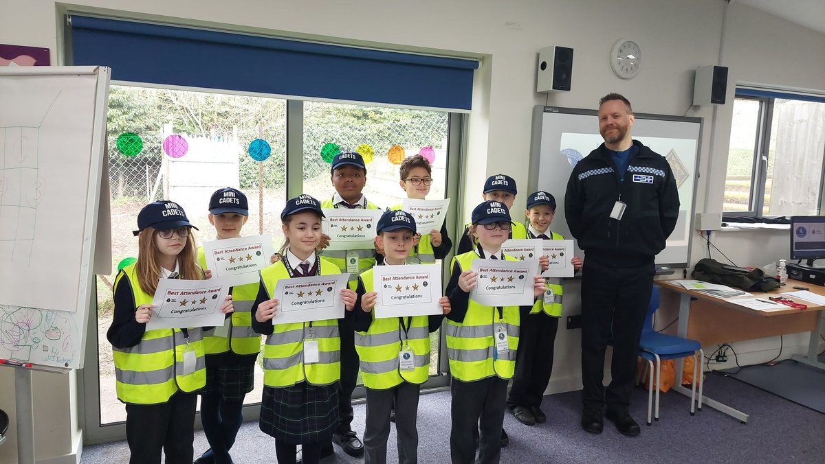 KentPoliceDover's tweet photo. #YouthEngagementOfficer Mark Ball issued out certifications for 'Best Attendance' today at St Richards #MiniPoliceCadets Unit. #Cadets continue to impress us with their hard work and dedication. #VeryProud https://t.co/oUttT3sJHb