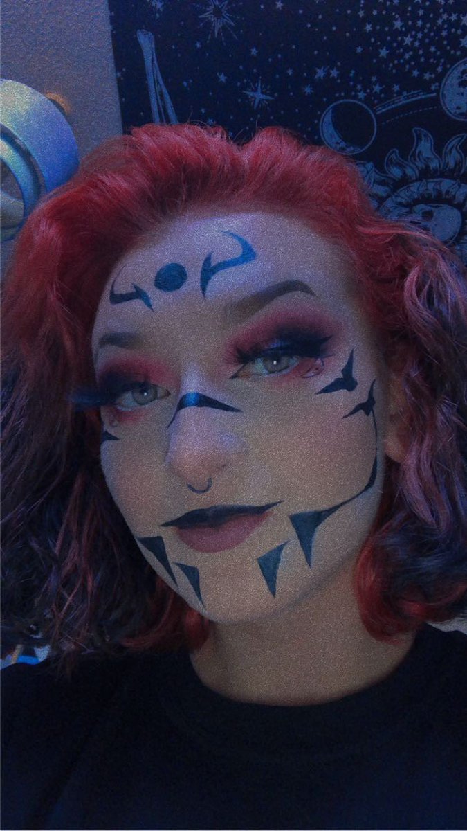 // Mundayyy, tb to when I did Sukunas makeup from Jujustu Kaisen😮‍💨