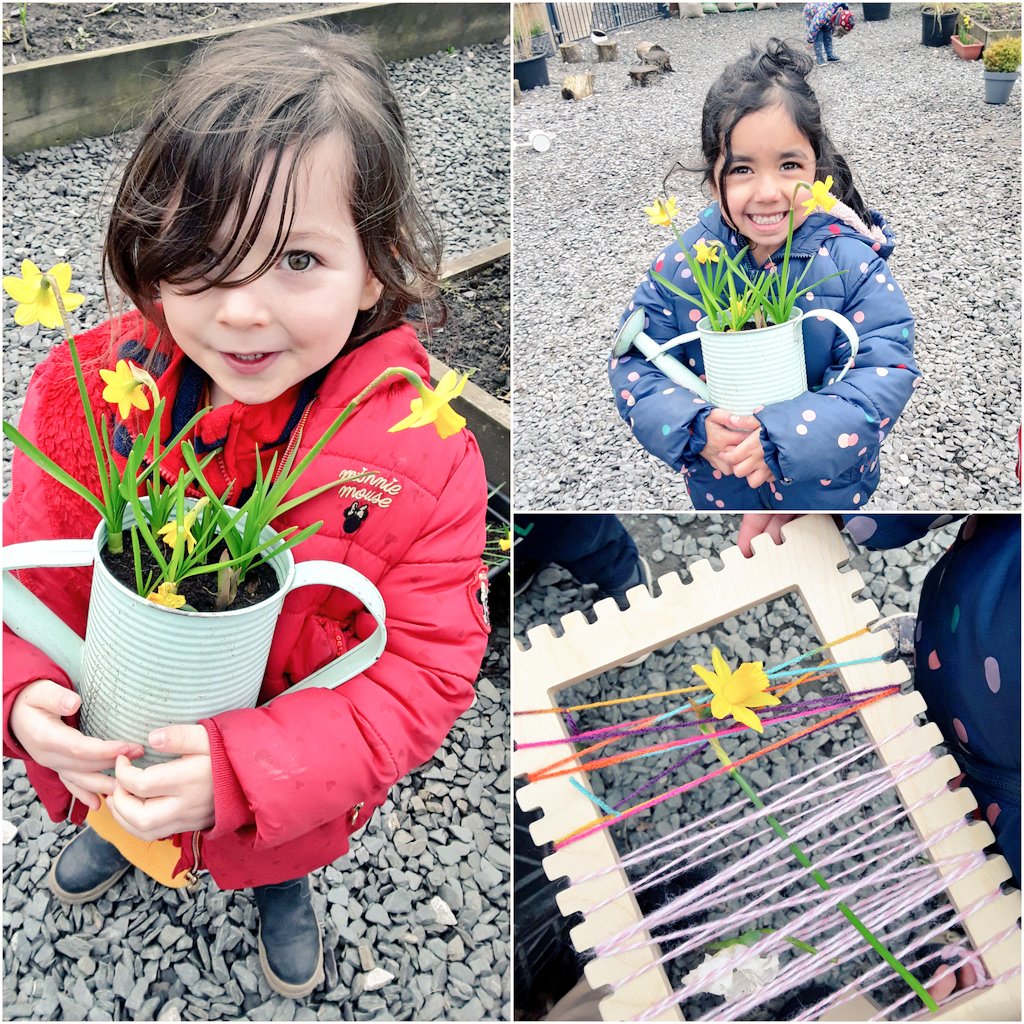 AshbridgeMaxy's tweet photo. We started off our week in the #atelier with a 'weaving spring' activity. We practised creating a base to weave strings then went outdoors to look for early signs of Spring #eytalking #eyfstwittertagteam @NDNAtalk @cosydirect https://t.co/1EtpHcbVsu