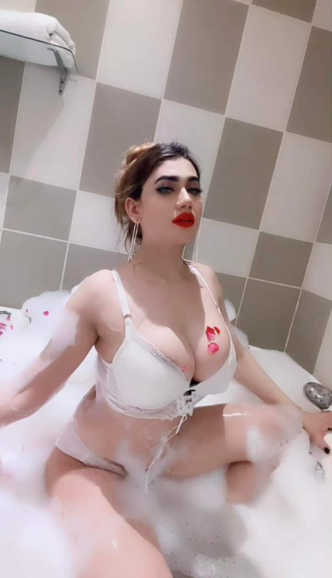 Arohi Arodda on X: t.cojSVv67wbtC  X