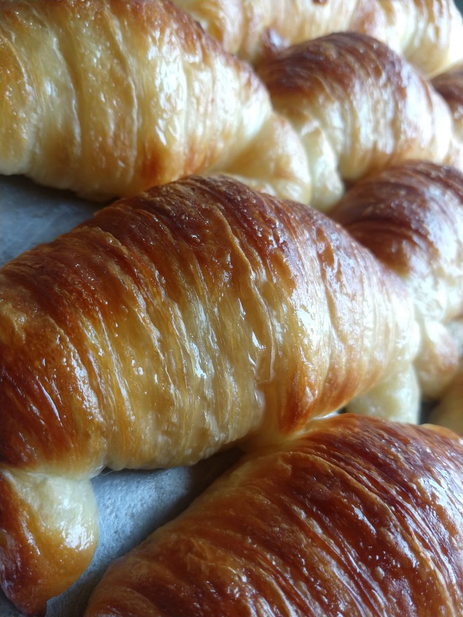 V͓a͓l͓e͓n͓ tweet media