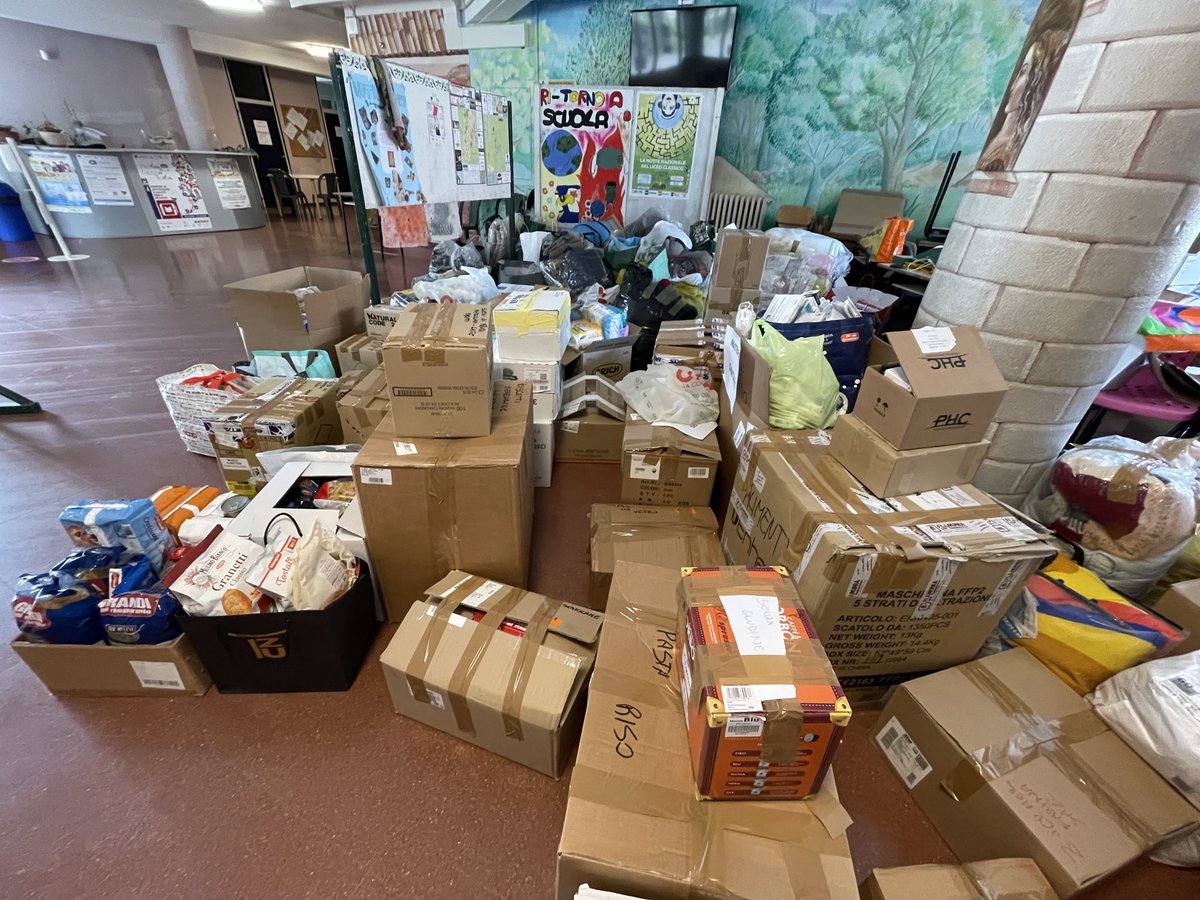 Raccolta solidale per l'Ucraina (AGGIORNAMENTO) icsanpietroincasale.edu.it/raccolta-solid…