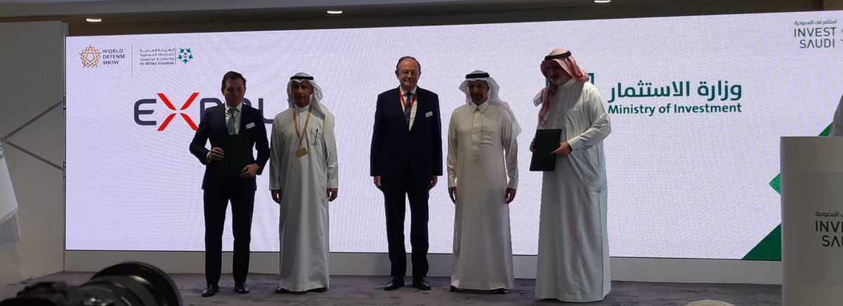 EXPALSystems's tweet photo. EXPAL sign an agreement to cooperate with the Ministry of Investment and stakeholders within the military industrial sector to improve the defense sector in the kingdom of Saudi Arabia.
#military #saudiarabia #investment #EXPALSystems #vision2030 https://t.co/xZURRnIkeo