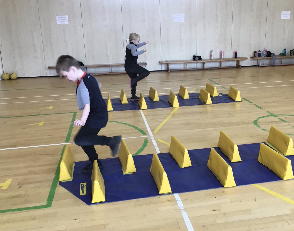 SHAWorksop's tweet photo. Year 3 have #SportsHallAthletics #HighStepper #Agility #Coordination #Balance โฆ https://t.co/Eg9yTx9PHj