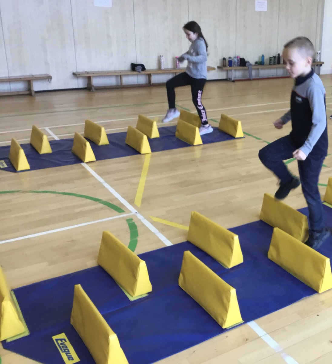 SHAWorksop's tweet photo. Year 3 have #SportsHallAthletics #HighStepper #Agility #Coordination #Balance โฆ https://t.co/Eg9yTx9PHj