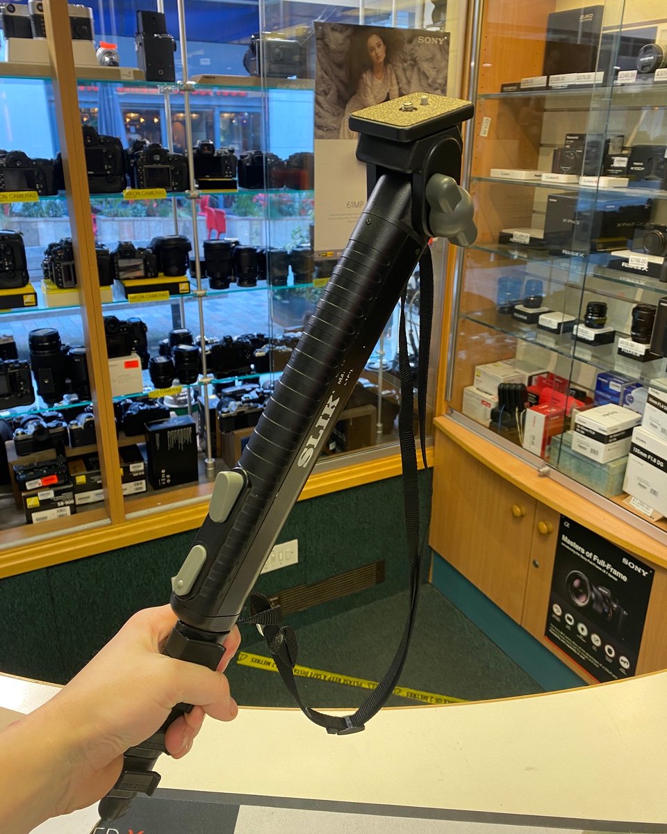 This wicked Velbon SLK monopod features a release button to extend the single leg all the way out in seconds!

Only £14.99 *Used*

DM us for more info!