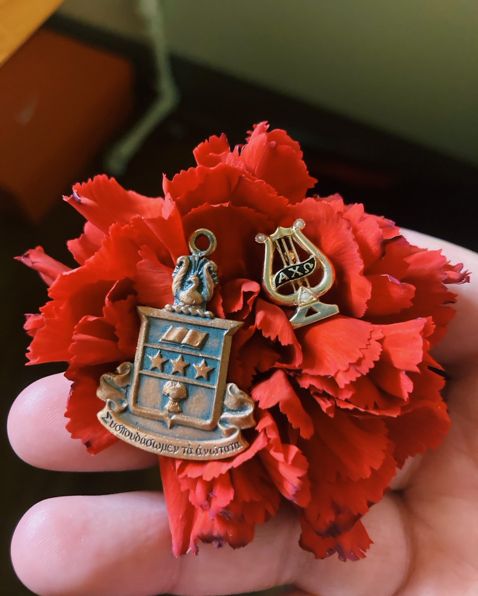 Alpha Chi Omega tweet media