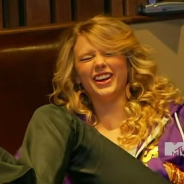 rareswiftpics's tweet photo. https://t.co/CKOBLiz7di