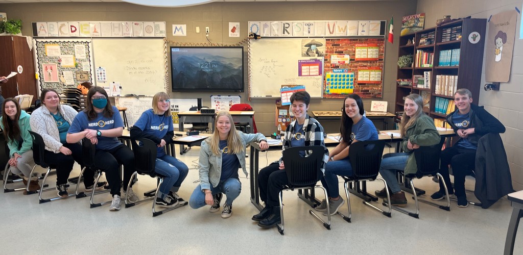 PettisvilleSD's tweet photo. On Saturday the HS quiz team hosted the 5th annual PettiWarz quiz tournament. 22 Pettisville quizzers competed in the 12 team competition.  The Pettisville A team was named tournament champions! Lyla Heising was named a tournament all-star as the 3rd highest individual. Congrats! https://t.co/8nsB3yfRmz