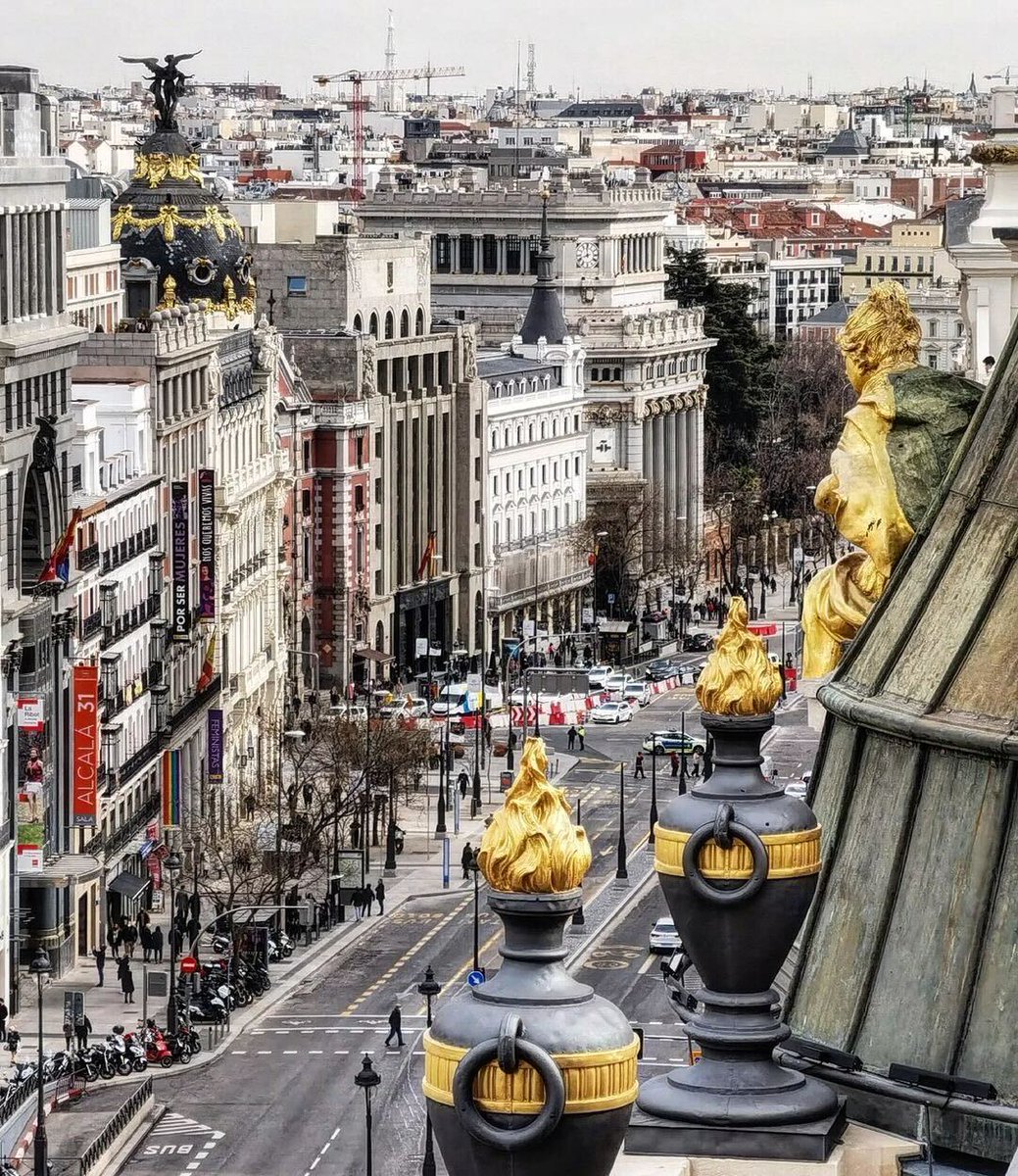 Visita_Madrid's tweet photo. Gran Vía. 🏙️

📸 secretosdemadrid (IG).

#VisitMadrid #Madrid https://t.co/5YrYdllP64