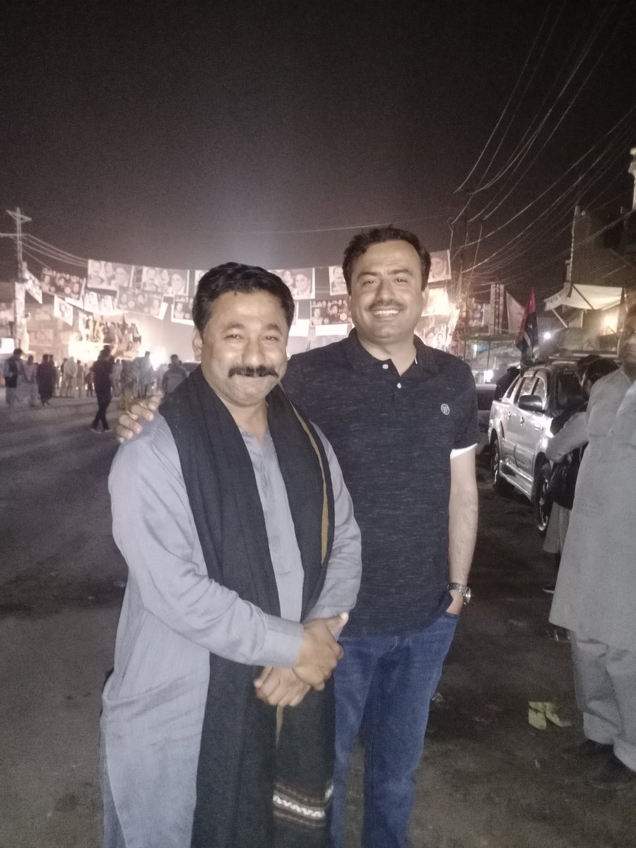 ImtiazsharPYO's tweet image. Along with Minister irrigation of Sindh @jamkhanshoro MNA Adi @ShahNafisa Divisional General Secretary PPP Karachi Javed nagori, President Pyo Sindh @JavedNLaghari And other PPP PYO Freind's At Lahore.
#AwamiMarch #GoImranGo #SelectedGhabraGaya #PYOHyd