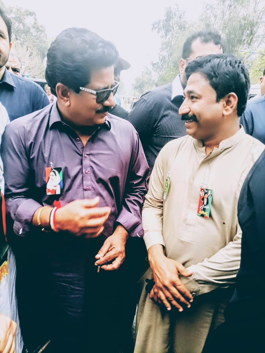 ImtiazsharPYO's tweet image. Along with Minister irrigation of Sindh @jamkhanshoro MNA Adi @ShahNafisa Divisional General Secretary PPP Karachi Javed nagori, President Pyo Sindh @JavedNLaghari And other PPP PYO Freind's At Lahore.
#AwamiMarch #GoImranGo #SelectedGhabraGaya #PYOHyd