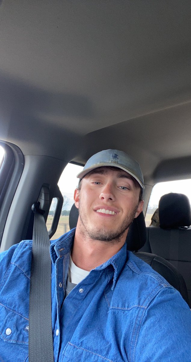 Dombrewer4's tweet photo. All smiles heading to North Tx https://t.co/dqwoLqR6A9