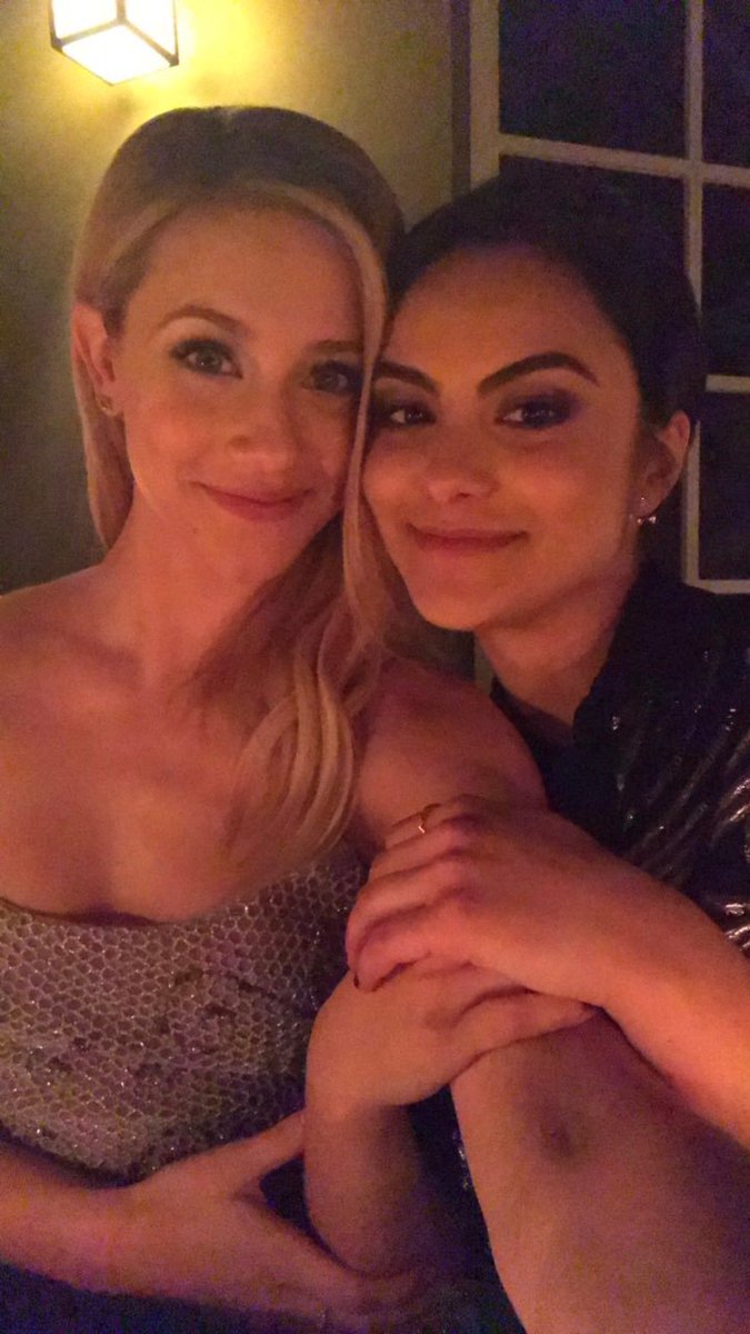 . (@accdesativada__) on Twitter photo 