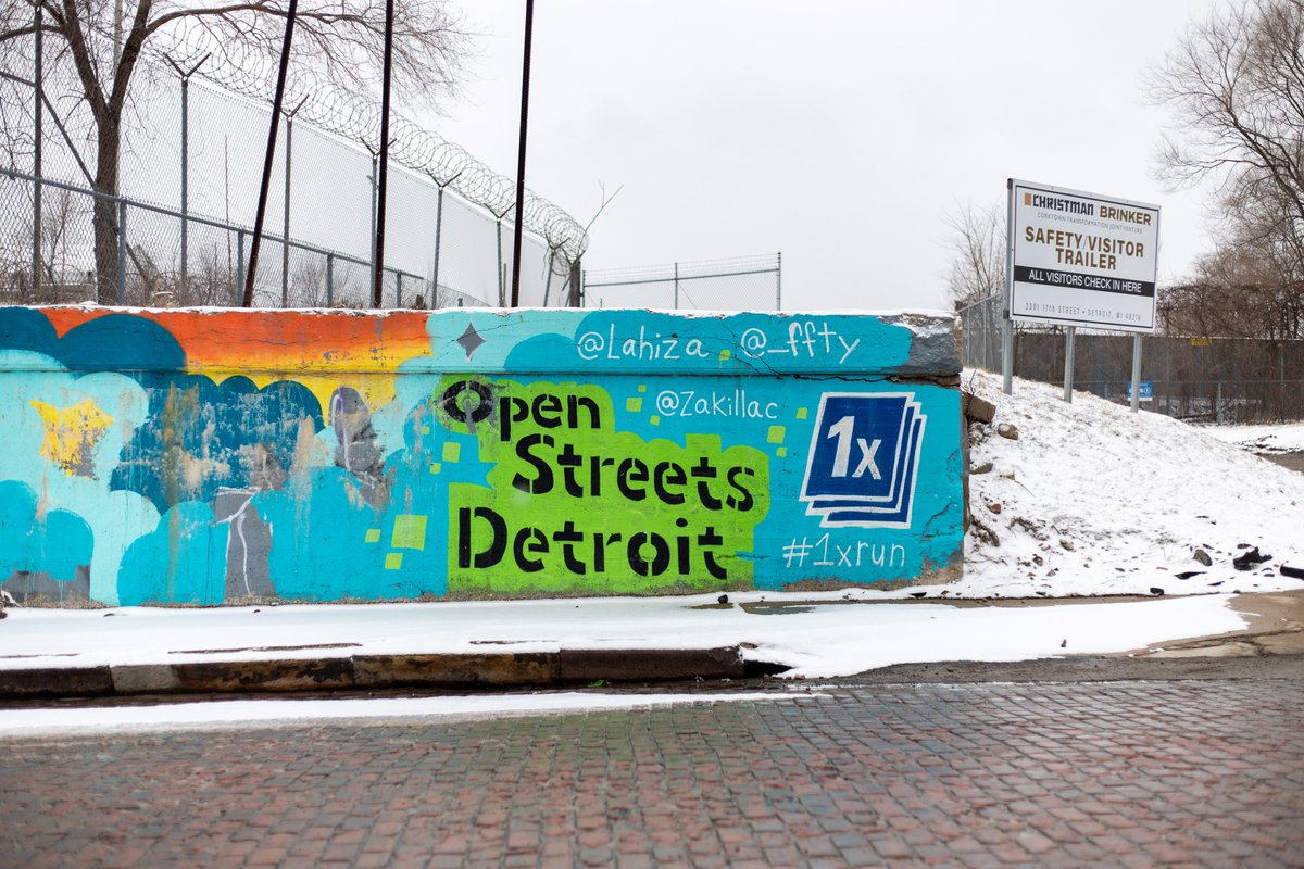 Detroitisit's tweet image. 🎨 @openstreets_det street art by IG accounts lahiza, _ffty, and zakillac. 

In Detroit, street art, murals and graffiti are everywhere, beautifying this city many of us call home.

Read about it here⬇️ 
bit.ly/3hDfY1a

@sheefymcfly @ShadesDet 
#1xrun #openstreetsdetroit