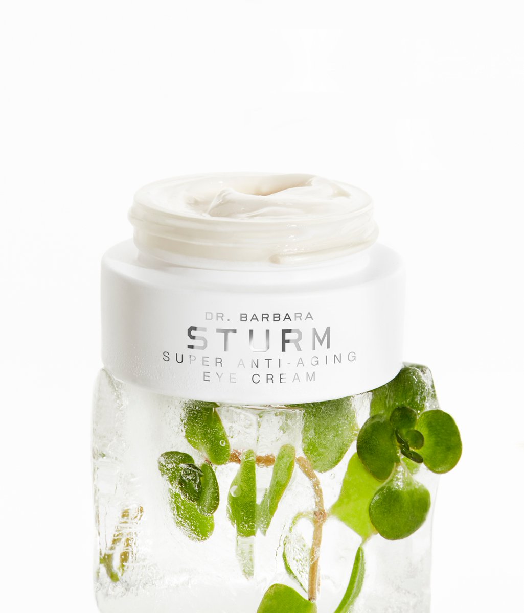 A new addition to the highly effective skincare line, Dr. Barbara Sturm Super Anti-Aging Eye Cream provides immediate and long-term, powerful anti-aging results skinstation.co.uk/dr-barbara-stu…