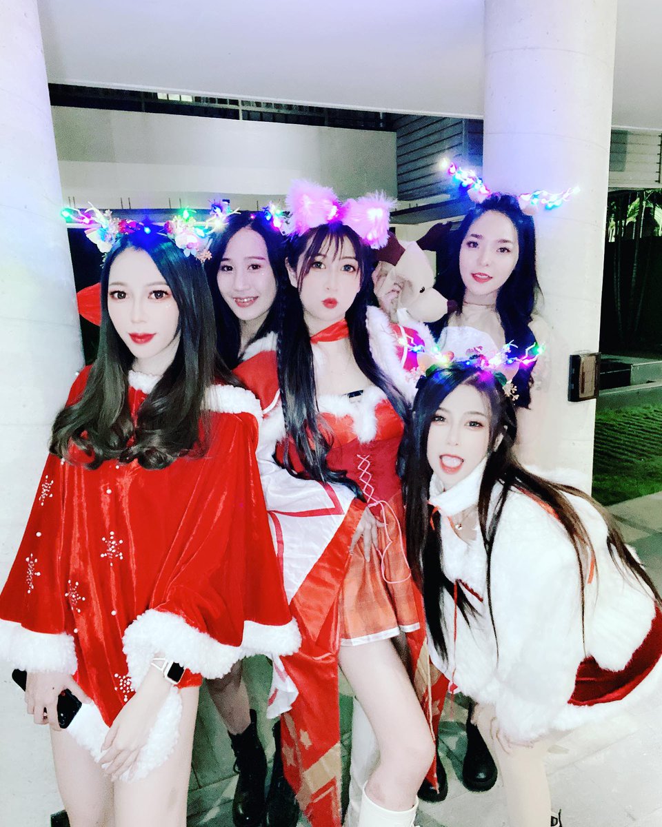 Anna5461454's tweet photo. hee hee😝😝 https://t.co/4c0198ns01
