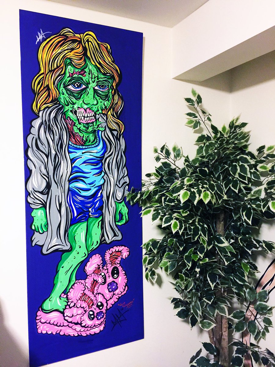 Nightmare_Mikey's tweet photo. "🐰🧟‍♀️NICE SLIPPERS🧟‍♀️🐰”

59X22" Acrylic paint &amp; Posca Marker on Birch wood https://t.co/35bOdM96Rj