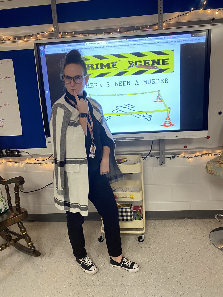 Who done it?!? Murder mystery. Using clues to makes inferences. #BeRoyal