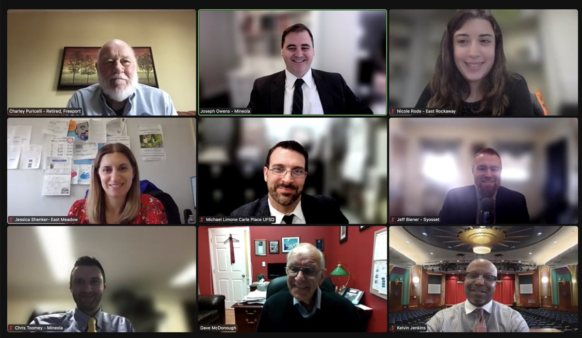 Thankful to have an opportunity to meet with <a href="/AssemblymanDGM/">Dave McDonough</a> an ally to Music Education! @OfficialNYSSMA #NYMIOSM2022