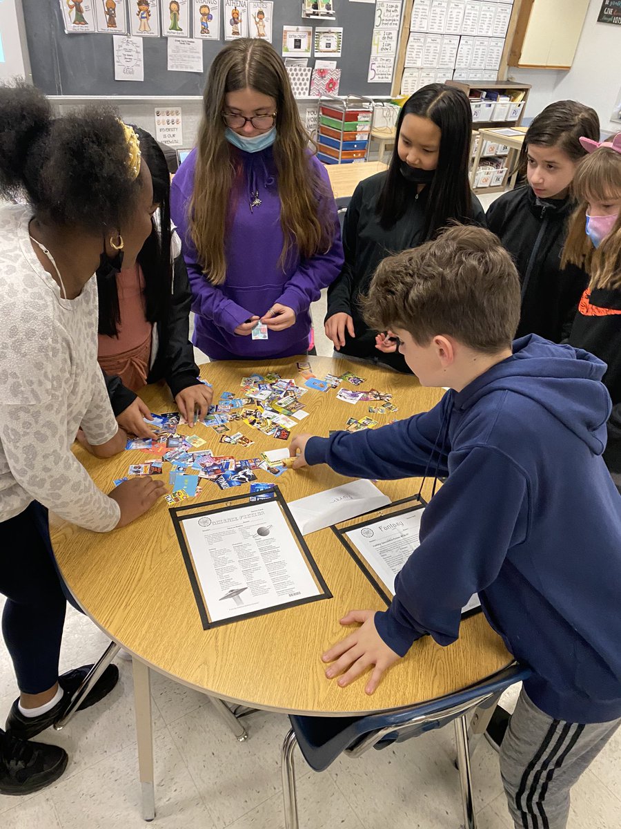 Mrs. Markham’s OTH sorting all the books they’ve read this year by genre📚<a href="/PettiferSuz/">Suzanne Pettifer</a>