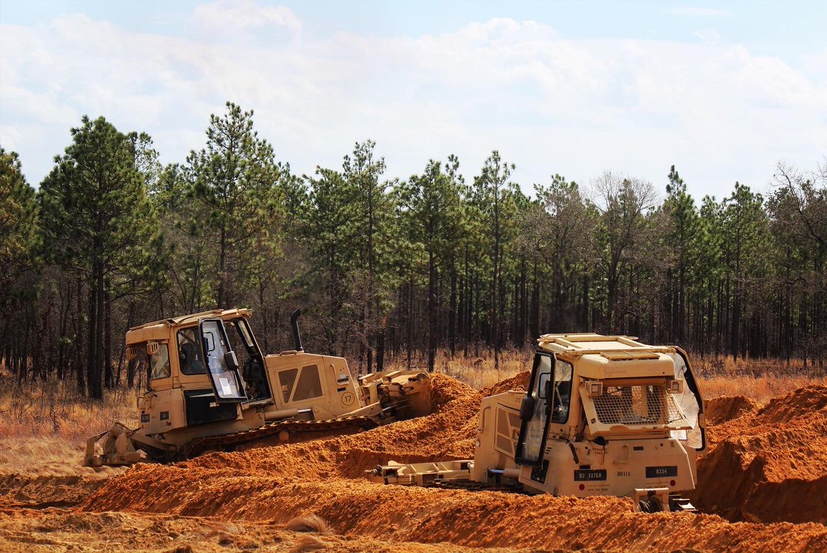 127th_AEB's tweet image. Our Devil Strike Platoon Certification continues with Force on Force exercises. #airborne #82nd #devilstrike #strikehold