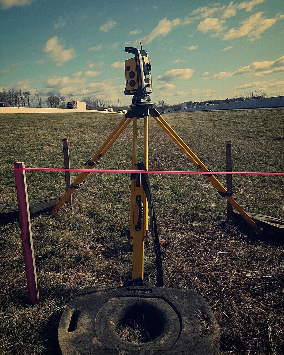 LandSurveyorsU's tweet photo. #surveyor Alex Gross shows us how he handles 40 mph winds!
With 40mph winds today, had to keep it low and stabilized #rt81 #pa #trimble #surveylife
Thanks Alex! https://t.co/xDnHdfsg5Z https://t.co/eLHCDZVPXR