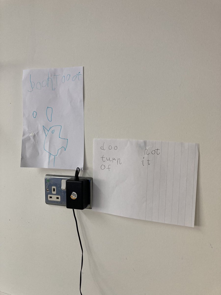 Reception_BG's tweet photo. 1/2 - It’s been an eggciting day in Reception! The children have been busy making signs to stop anybody turning off the incubator plug... https://t.co/WiQNrjndLl