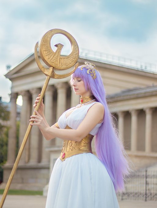 Are you into anime? Do you have a favorite "oldschool" anime you used to enjoy a lot?  Today I feel like