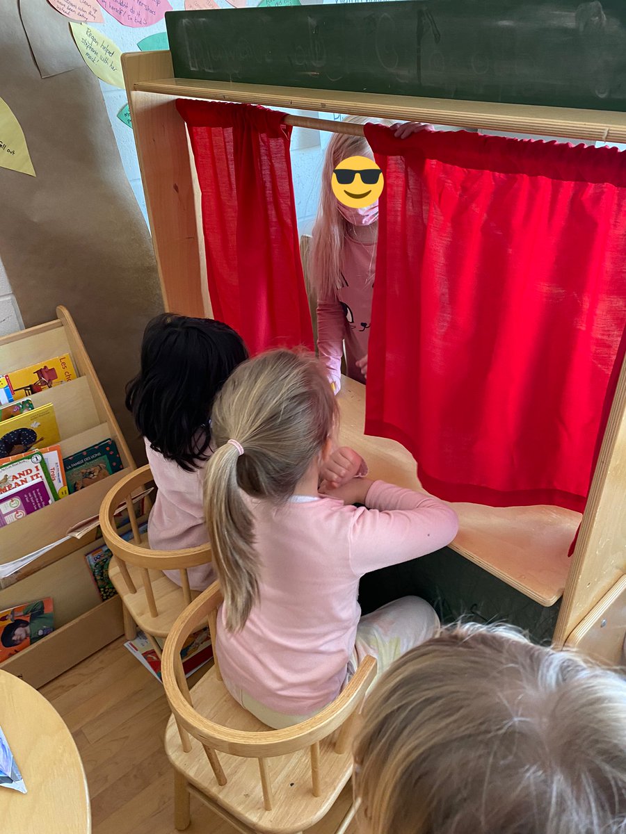 The puppet theatre/ drive through window/ ice cream store is BACK! It took me 5 days, but a promise is a promise 😂