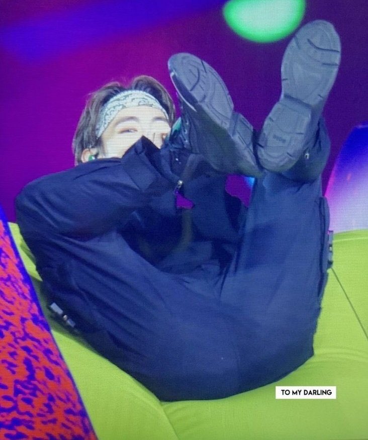 daily ass tae (@dailyasstae) on Twitter photo 