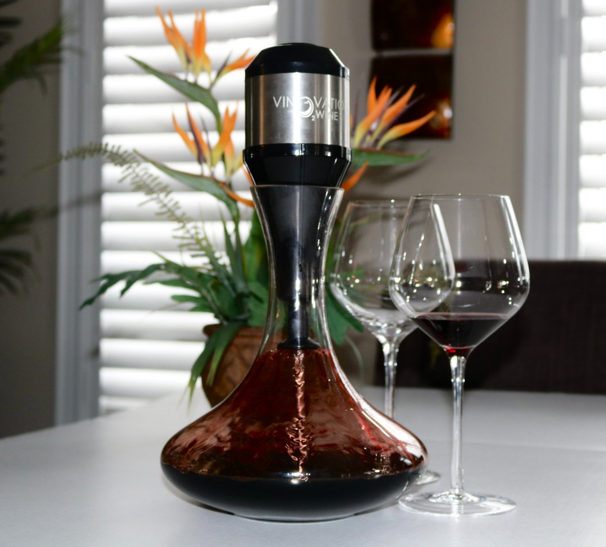 o2_wine's tweet photo. Using our patented technology, the O2 Wine Aerator aerates your #wine in a fraction of the time✨ https://t.co/aJVgwWaU3x