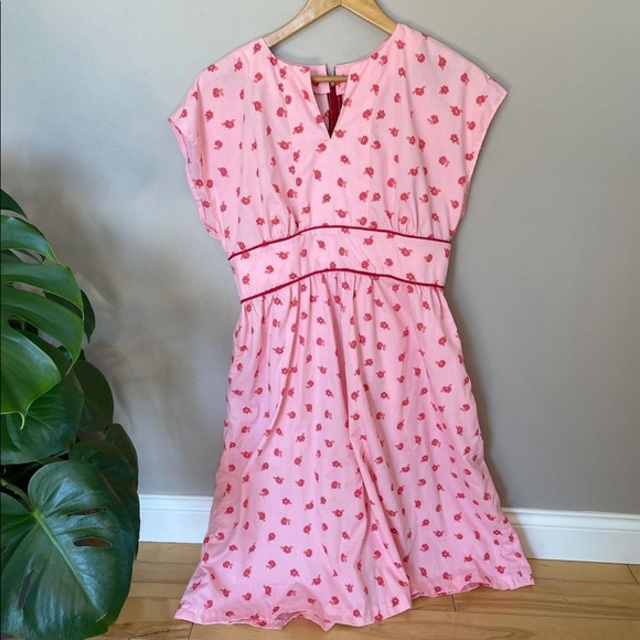 isabelleForget5's tweet photo. So good I had to share! Check out all the items I'm loving on @Poshmarkapp #poshmark #fashion #style #shopmycloset #js #catherinemalandrino: https://t.co/jSV7D3w6Nx https://t.co/gwvUfEFmMO