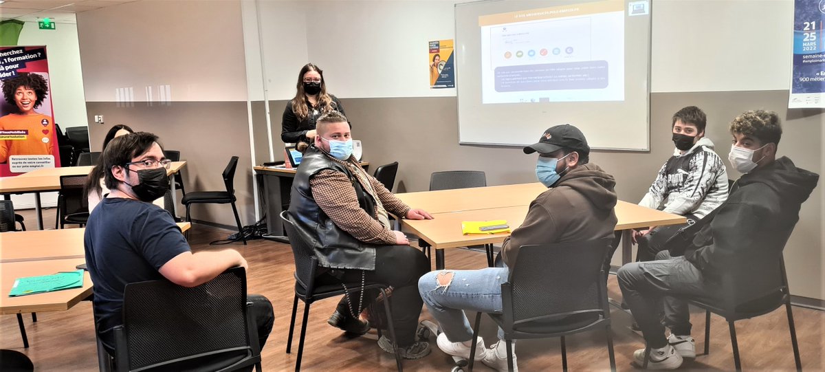 🆕Premier atelier sur l'application Contrat d’Engagement #Jeune à l'agence de Carpentras➡️Une appli pour suivre l'évolution de son parcours et tenir ses engagements. Le #CEJ permet de bâtir un projet professionnel durable, avec assiduité et motivation.
pole-emploi.org/regions/proven…