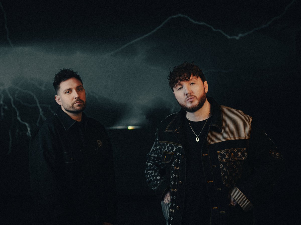 JamesArthur23's tweet photo. The Lose My Mind video with @joshmeatsix drops at 4pm GMT, two hours to go until the premiere! See you in the chat 👀 https://t.co/lHJo9ZXZM1 https://t.co/IHPfY0gSmA