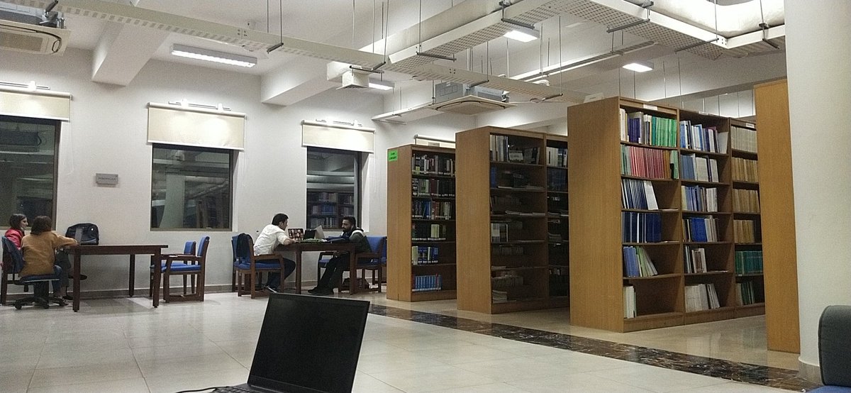 RanaUsamaAslam3's tweet photo. #NUST
#NUSTLIBRARY https://t.co/4UxjY6RQqT