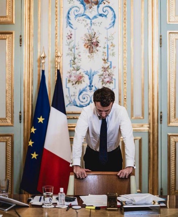 SabouGum's tweet photo. Quand je rentre de la pause déj et que je dois recommencer à bosser https://t.co/guFCORUa6z
