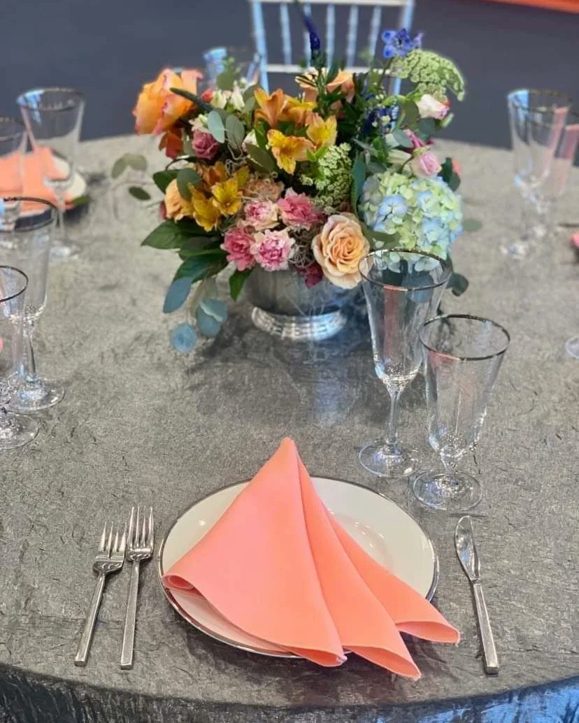 SixStarEvents's tweet photo. More Winchester Bridla Expo fun!! 
#winchesterBridalexpo #bridalexpo #bridalshow #winchesterwedding #shenandoahvalley #shenandoahvalleywedding #weddingvendor #eventprofs #smallbusinessowner #Monday #events  #mondaymotivation #mondayvibes #mondaymood #sixstarevents https://t.co/JvPzli7Oim