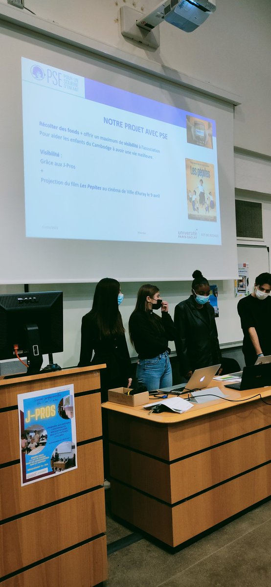 IUT_Sceaux's tweet photo. Poursuite d'études, découverte du #commerce #equitable, friperie #solidaire et sensibilisation à l'usage du vélo comme transport en commun... Le programme continue à @IUT_Sceaux.

#appendreautrement #JPRos https://t.co/aso3g5jg31