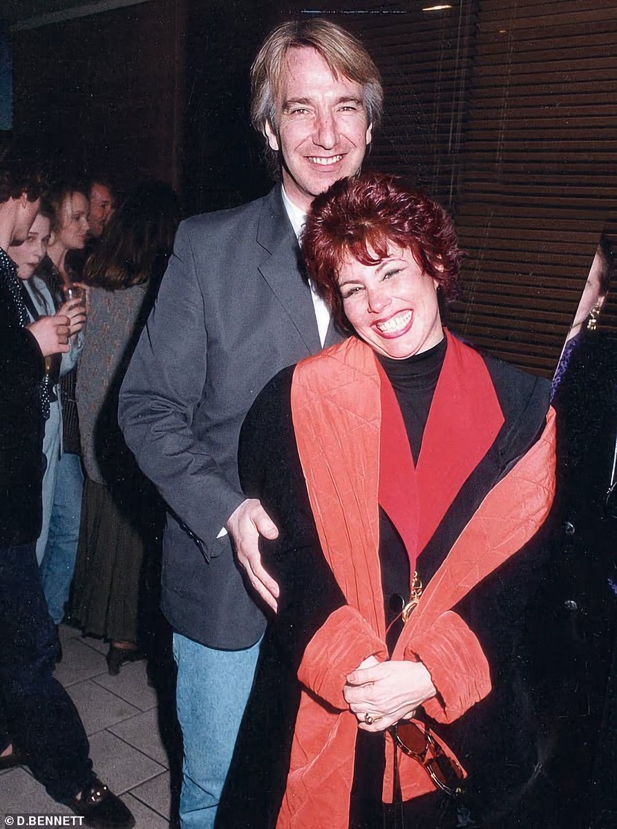 FansiteAr's tweet image. Afternoon ☺️ happy Monday 😀 they always  friends are important and ruby wax was Def one of those .... So this week it will be all about Alan and Ruby X #AlanRickman #alanrickman #rubywax #mondaypost #mondaypic #friends